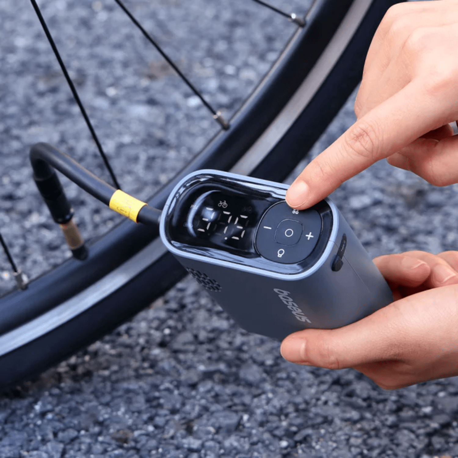 Inflador Baseus PrimeTrip 150 PSI para bicicletas con pantalla LED carga rápida-2