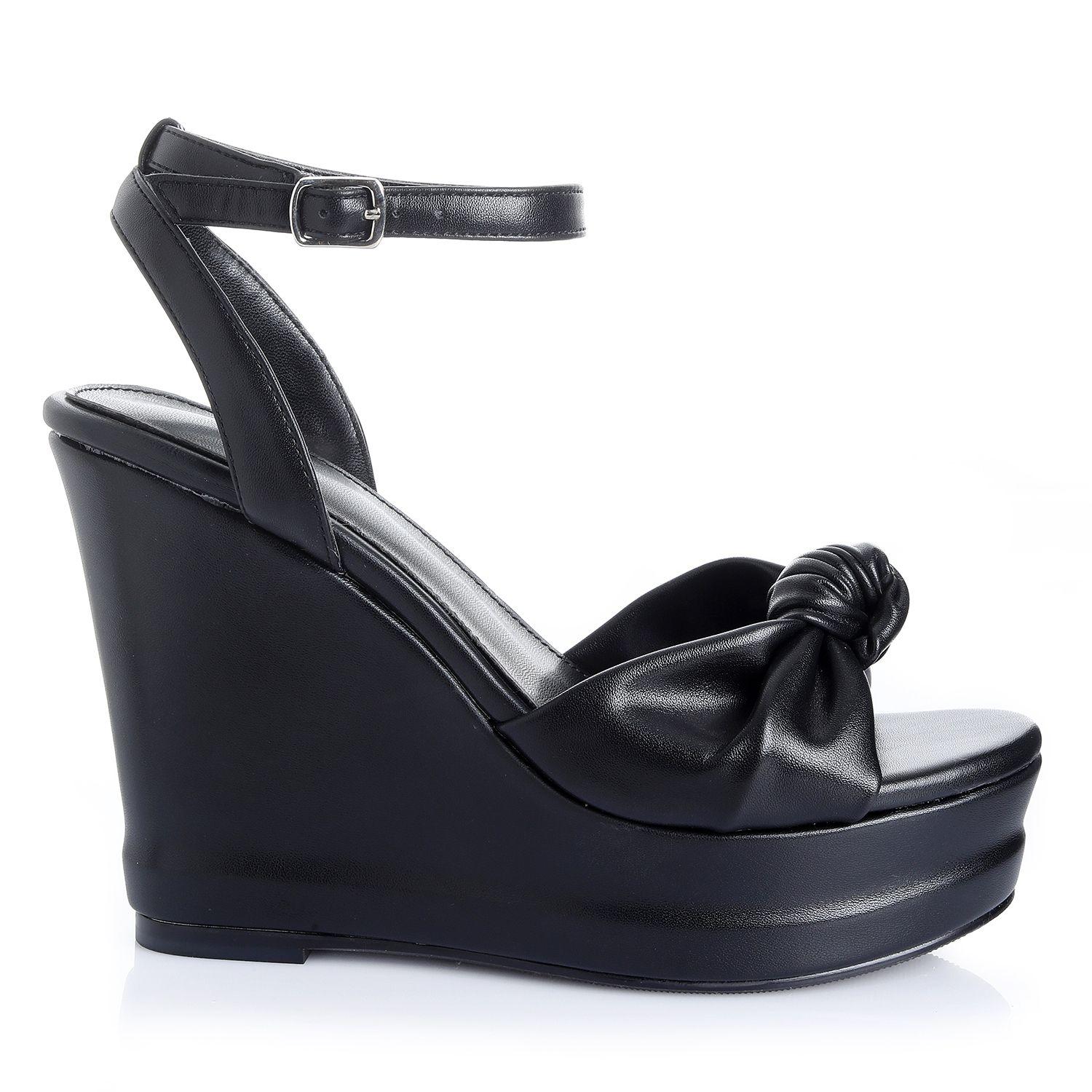 Sandalia Mujer Negro Via Uno 22543602-0