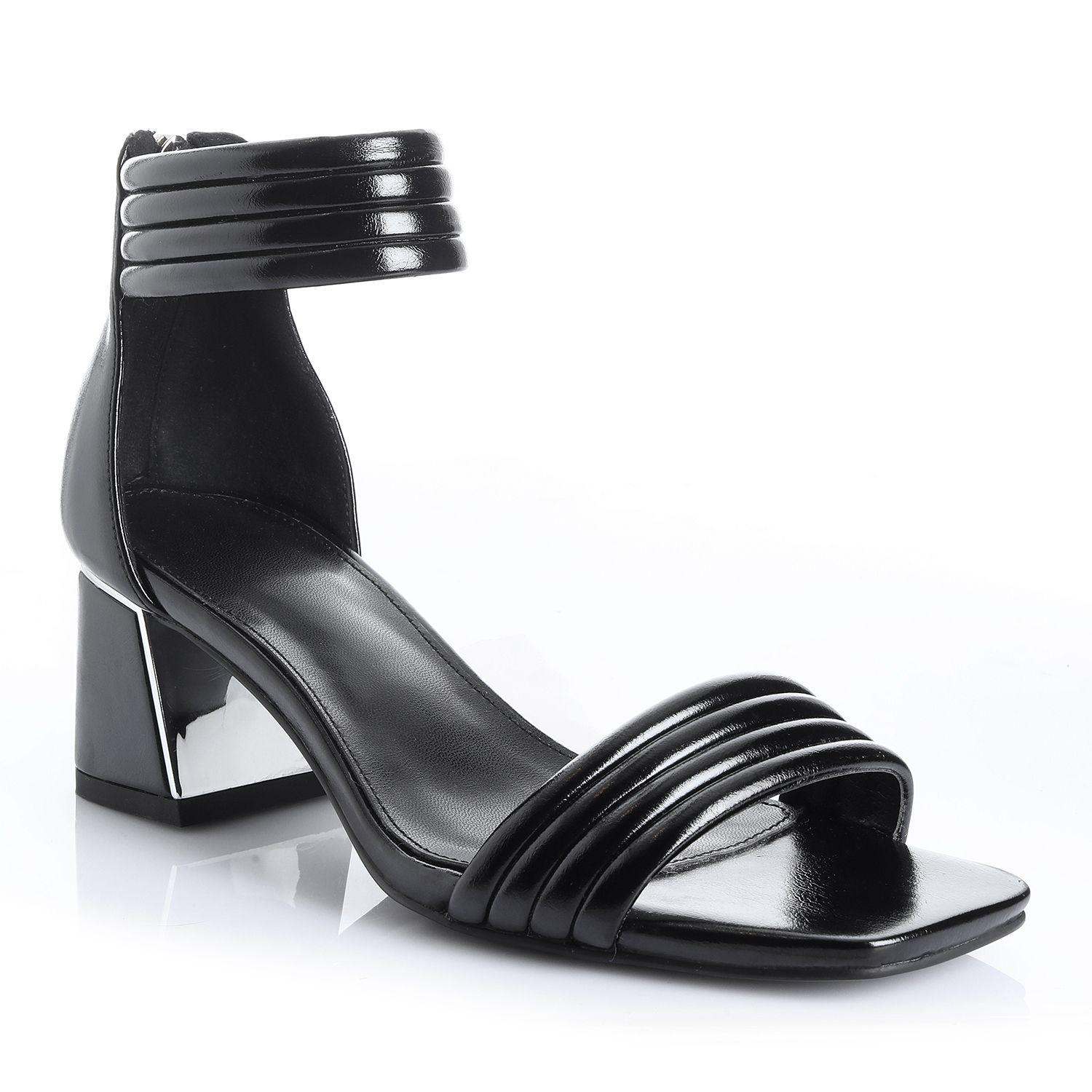 Sandalia Mujer Negro Via Uno 22532603-3