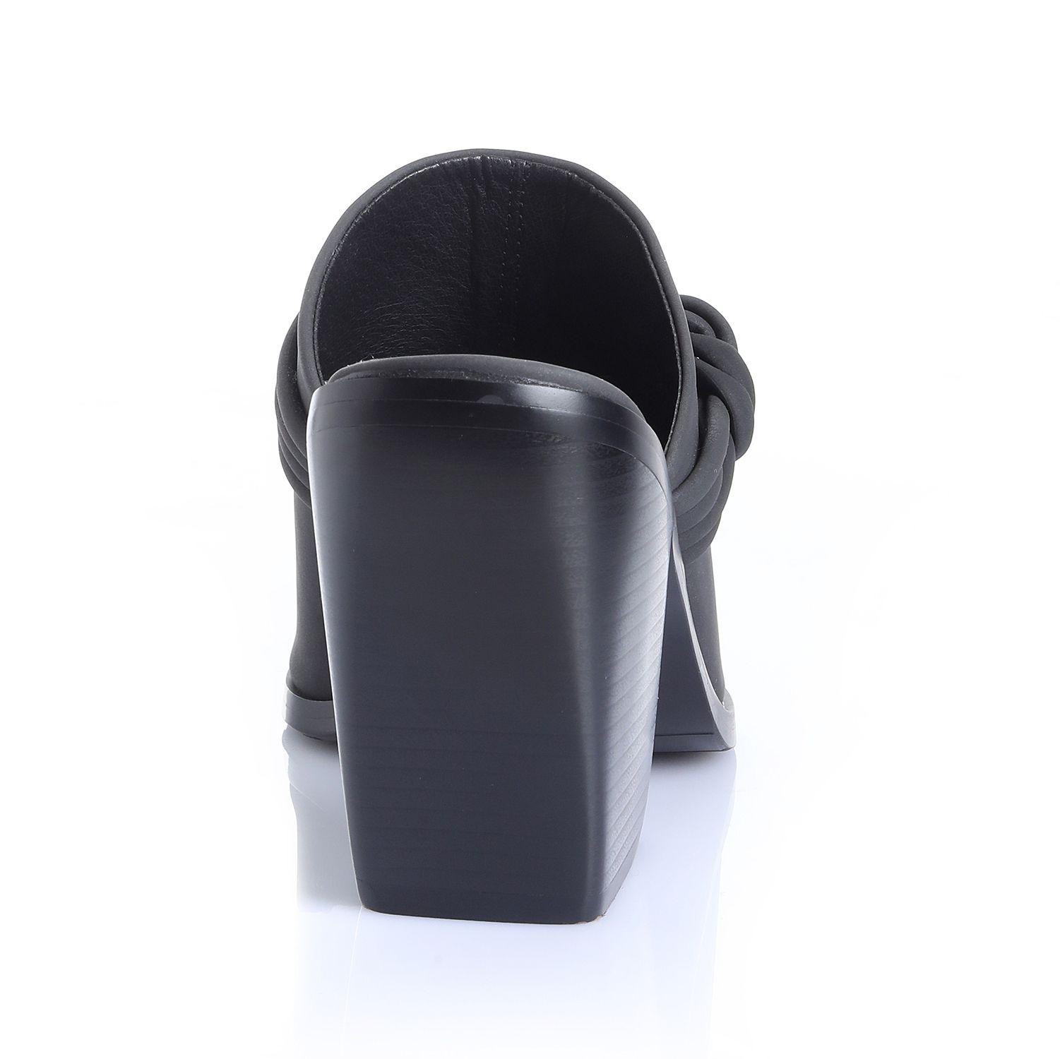 Zapato Mujer Negro Via Uno 22513501-1