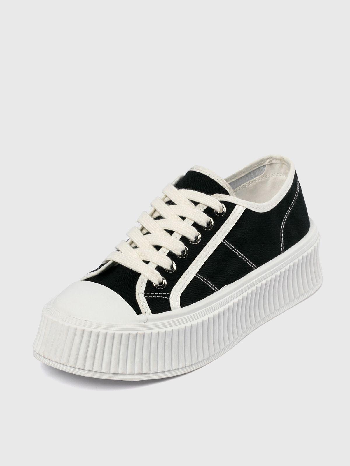 Zapatilla  Mujer Fiorella Negro Weide-0