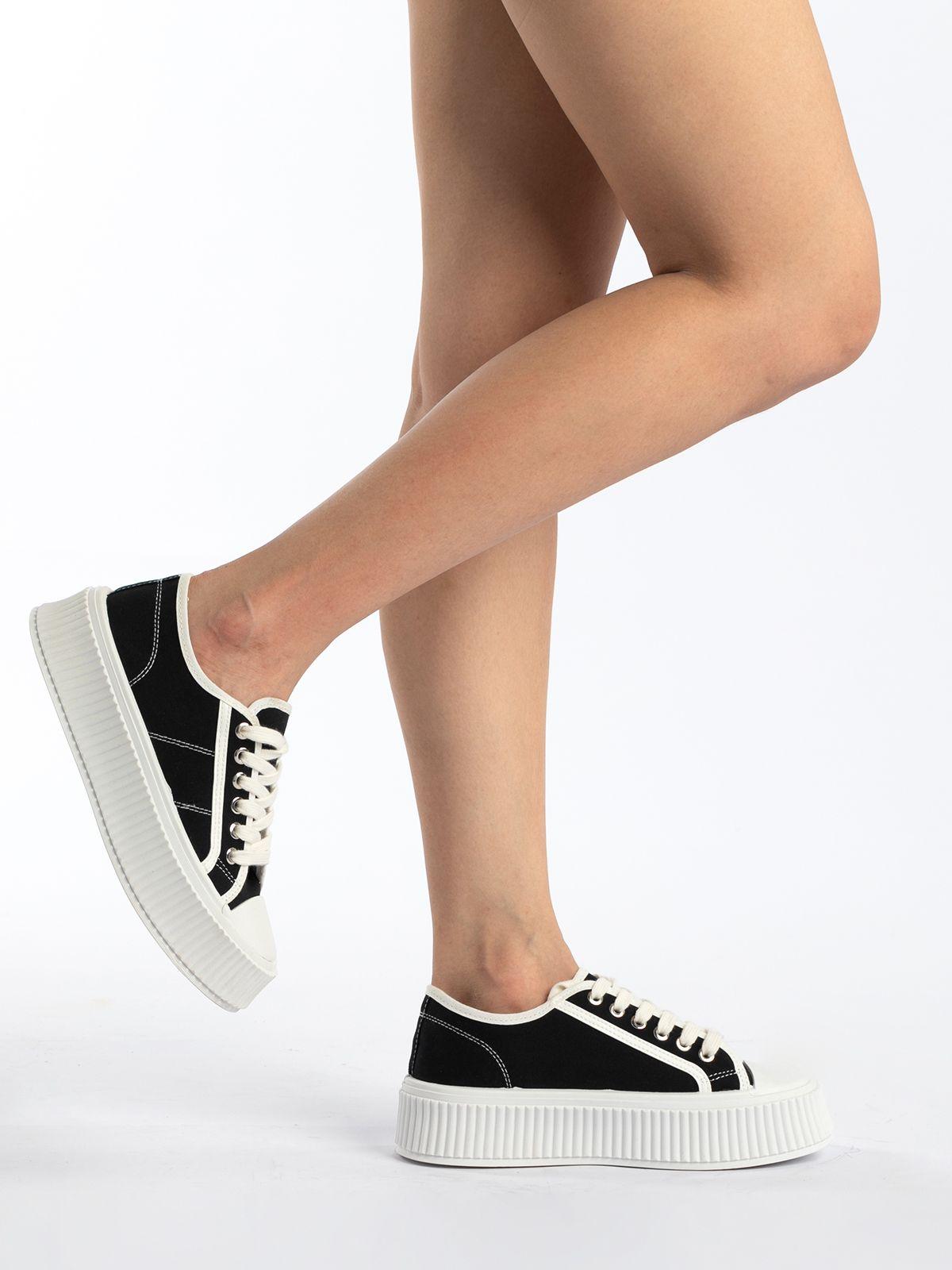 Zapatilla  Mujer Fiorella Negro Weide-1