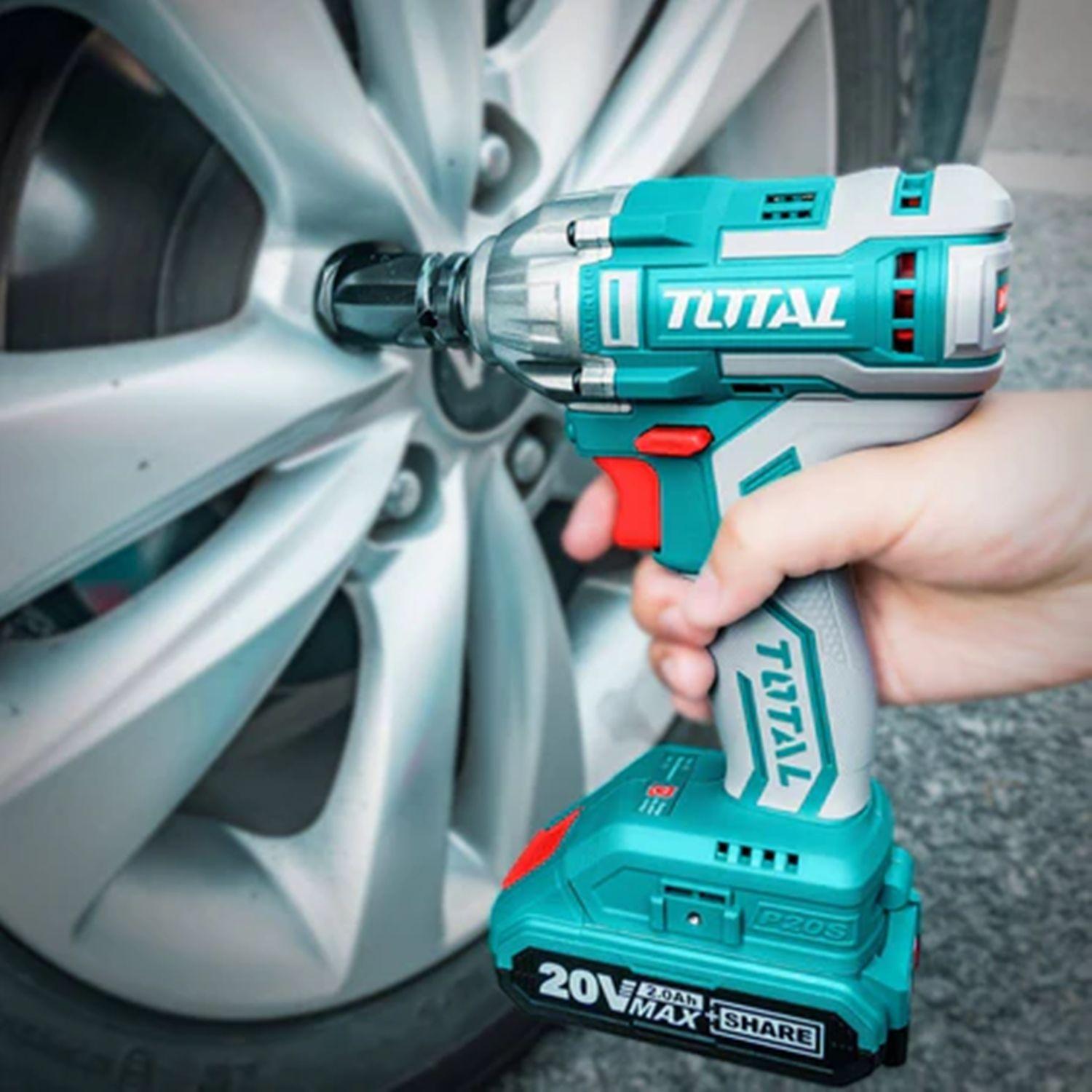 LLAVE DE IMPACTO INÁLAMBRICA + 2 BATERÍAS + 1 CARGADOR  Total Tools TIWLI2001-1