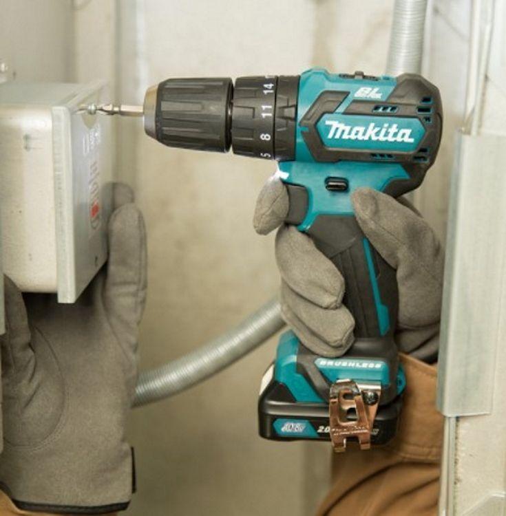 Taladro Atornillador Percutor Inalámbrico 12v Makita  HP332DWAE-1