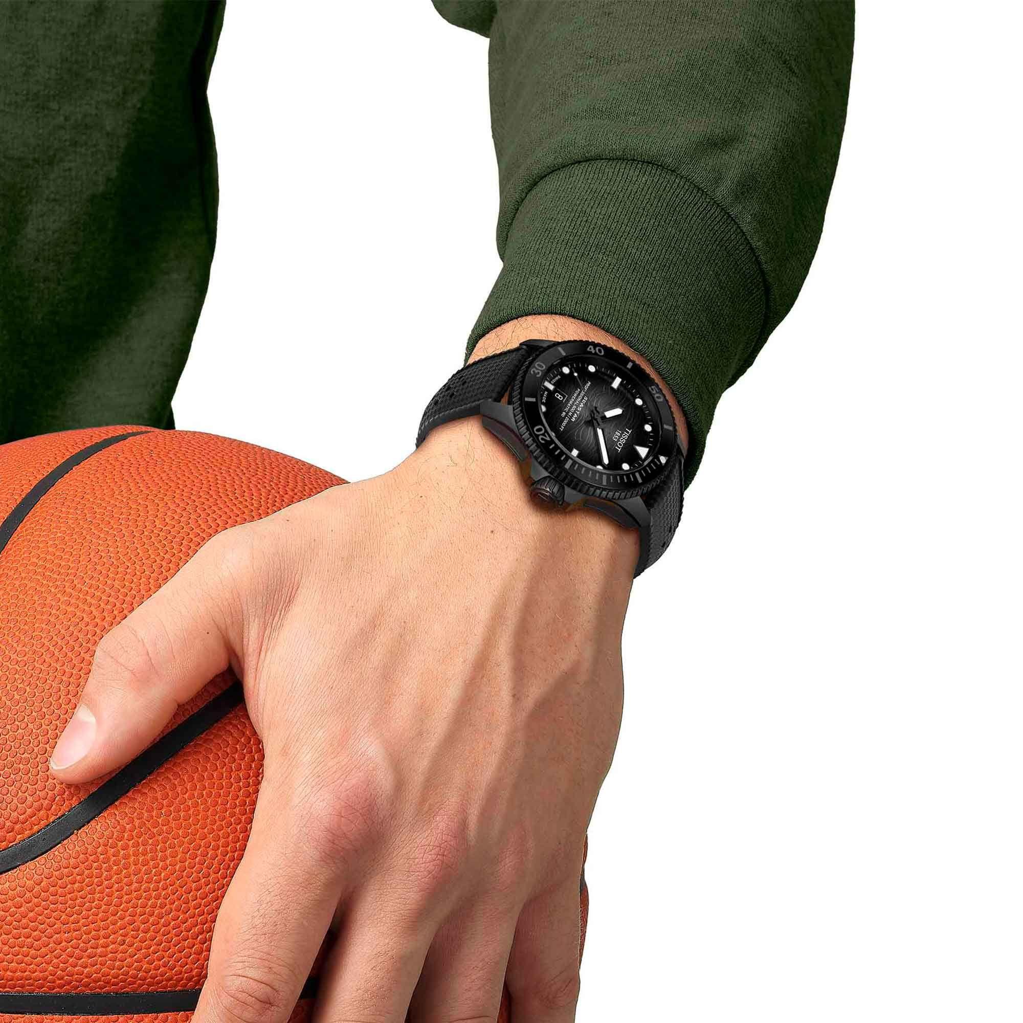 Reloj Tissot Seastar 2000 44MM Negro-3