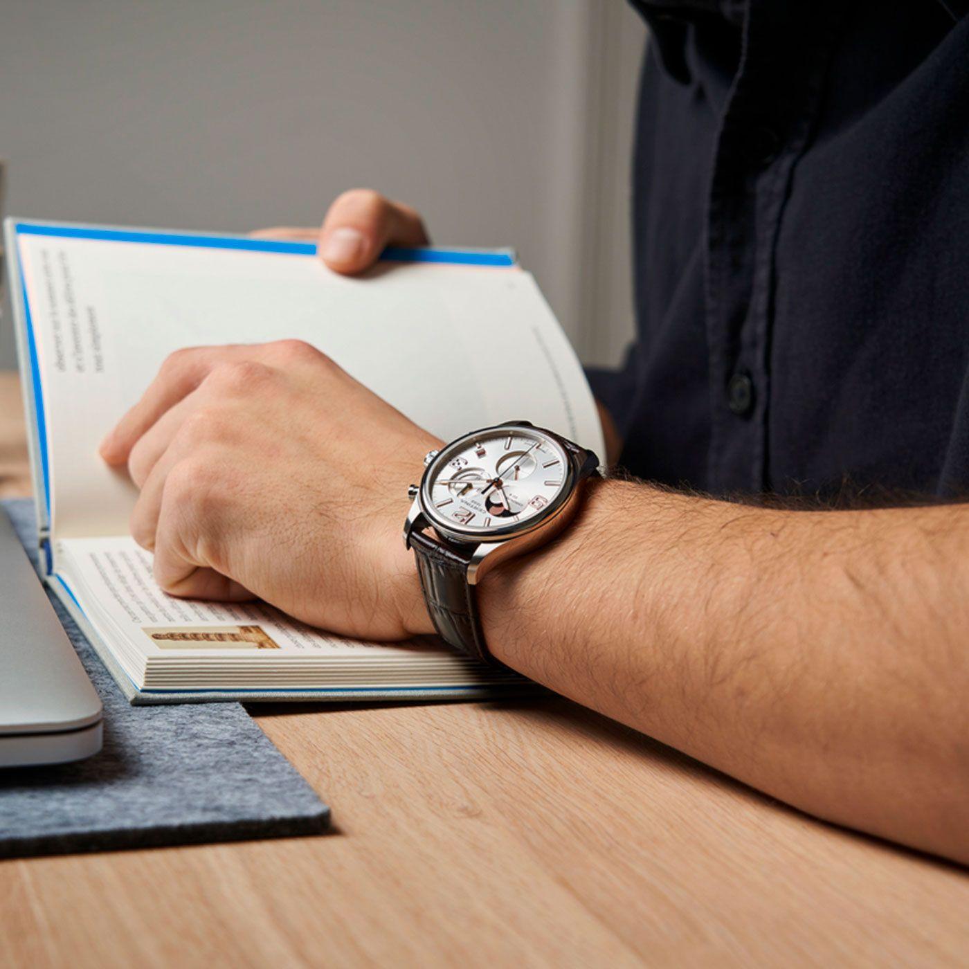 Reloj Certina DS 8 Fase Lunar Cuero Café-1