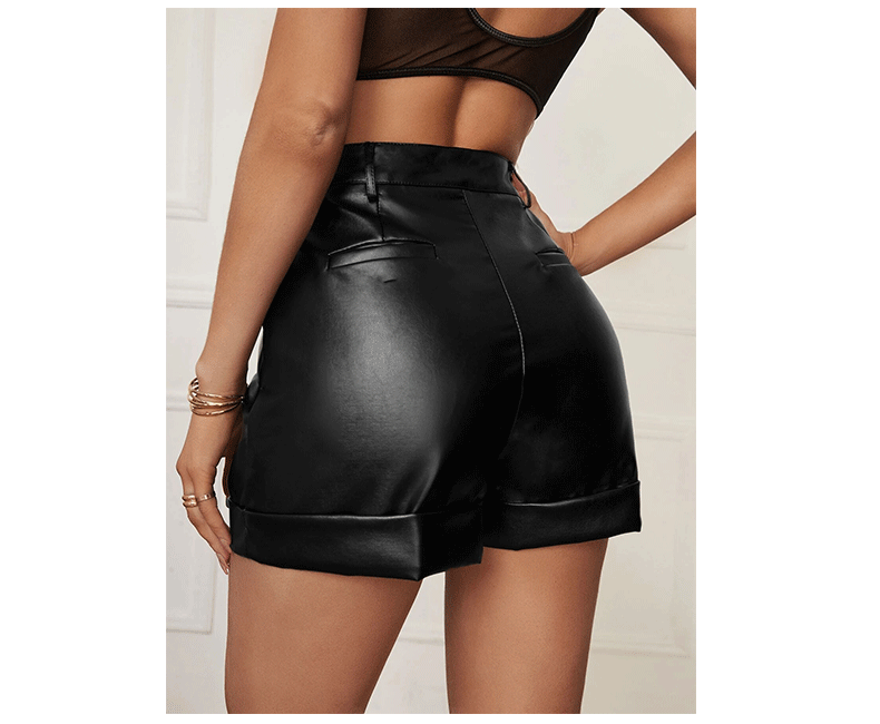 Short Cuerina Negro-1