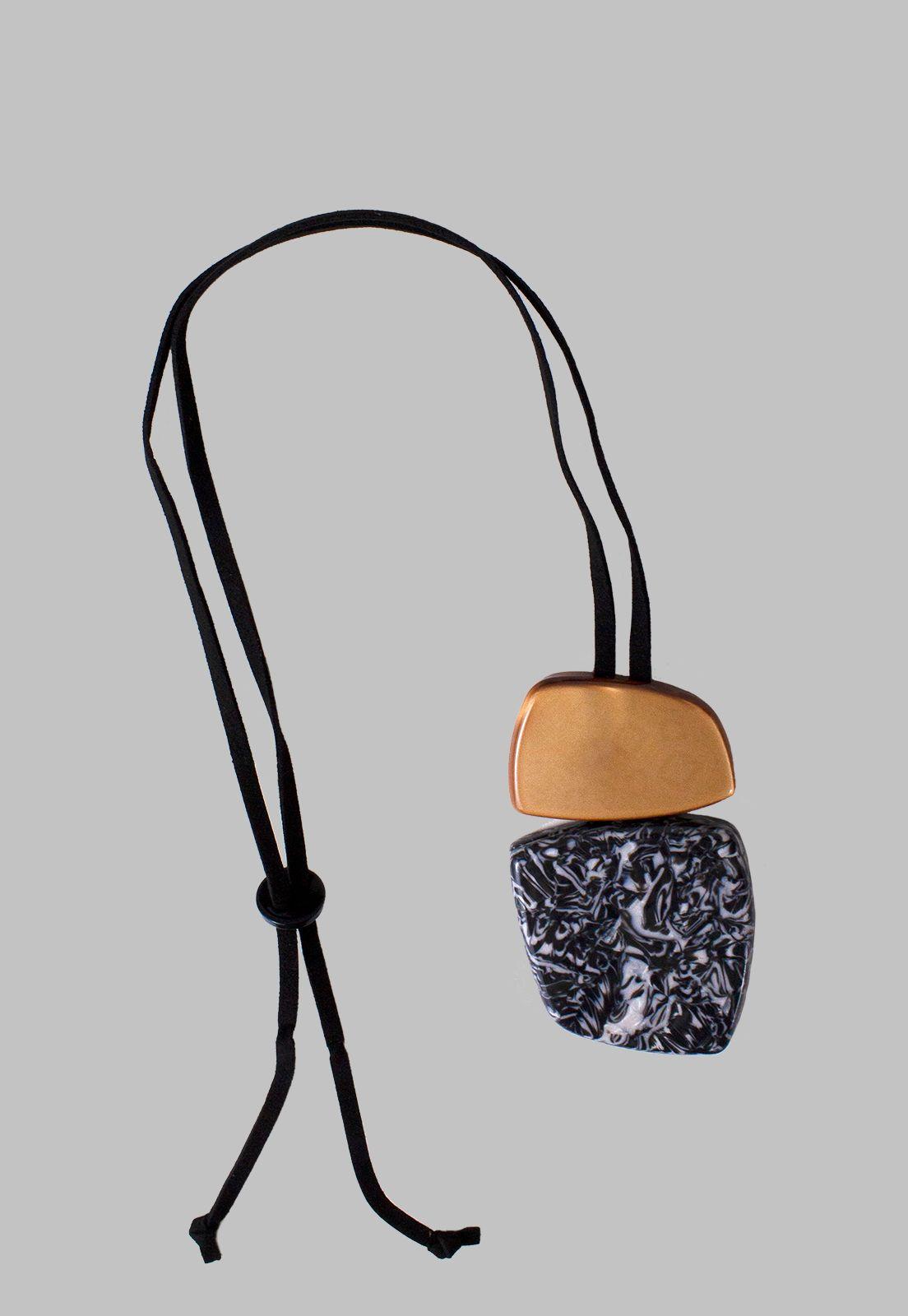 Collar 2 Placas Irregulares Negro-1