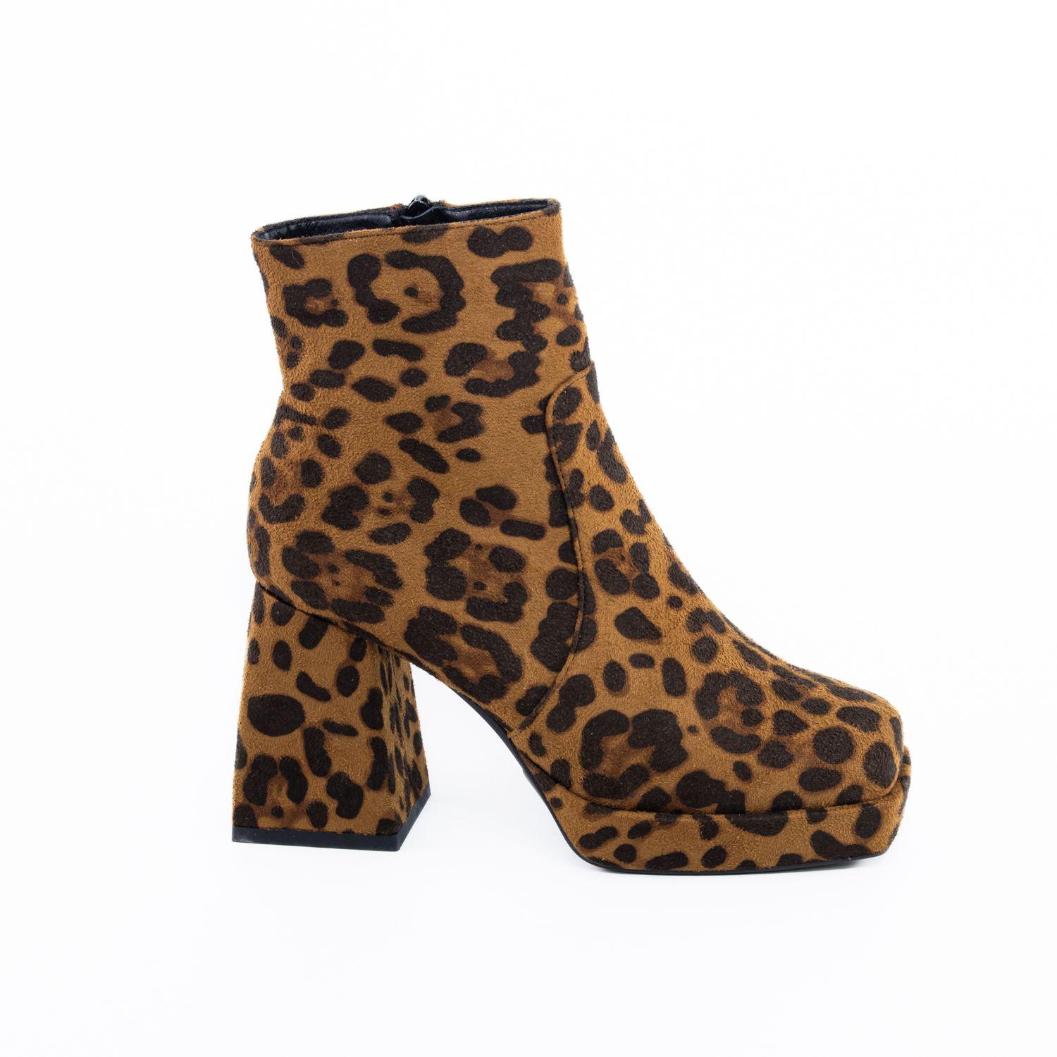 Botin taco grueso Leo-0