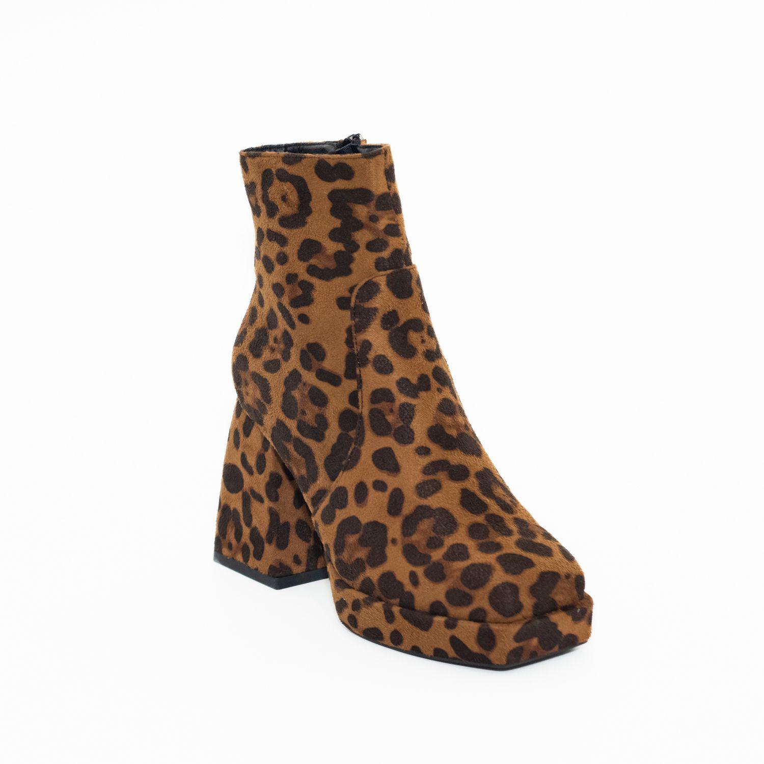 Botin taco grueso Leo-1