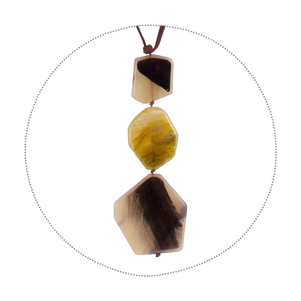 Collar 3 Piedras Beige-2