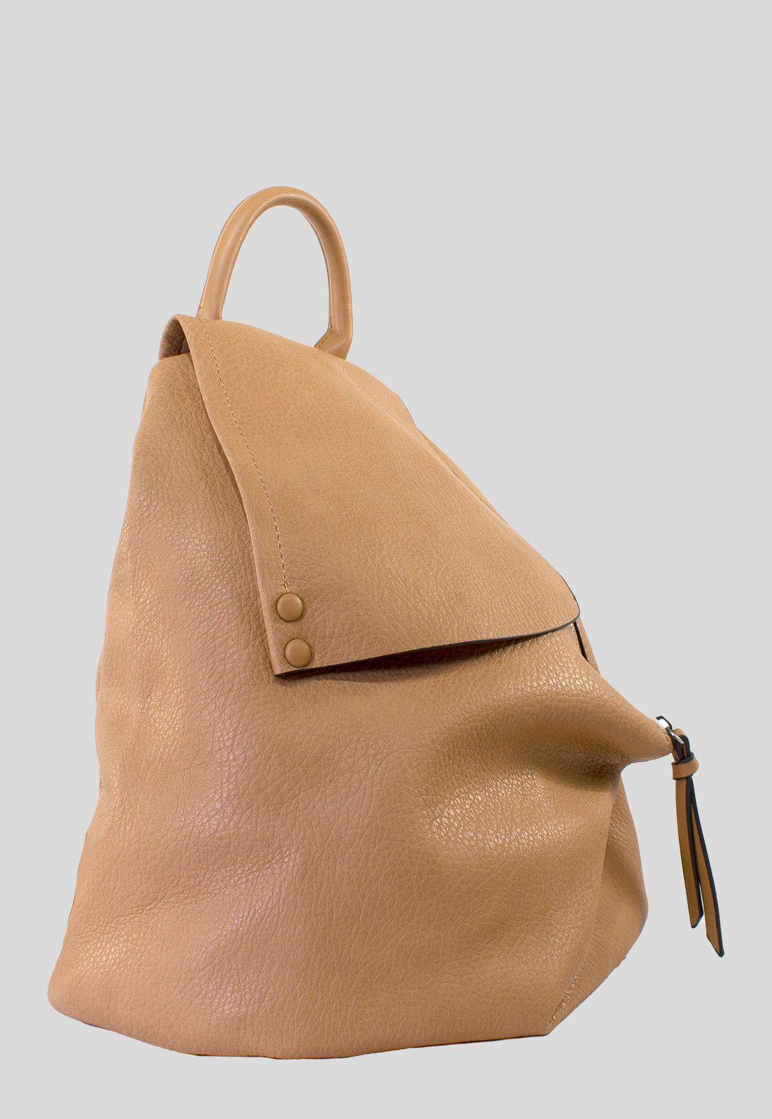 Mochila Con Cierre Oblicuo Tostado-1