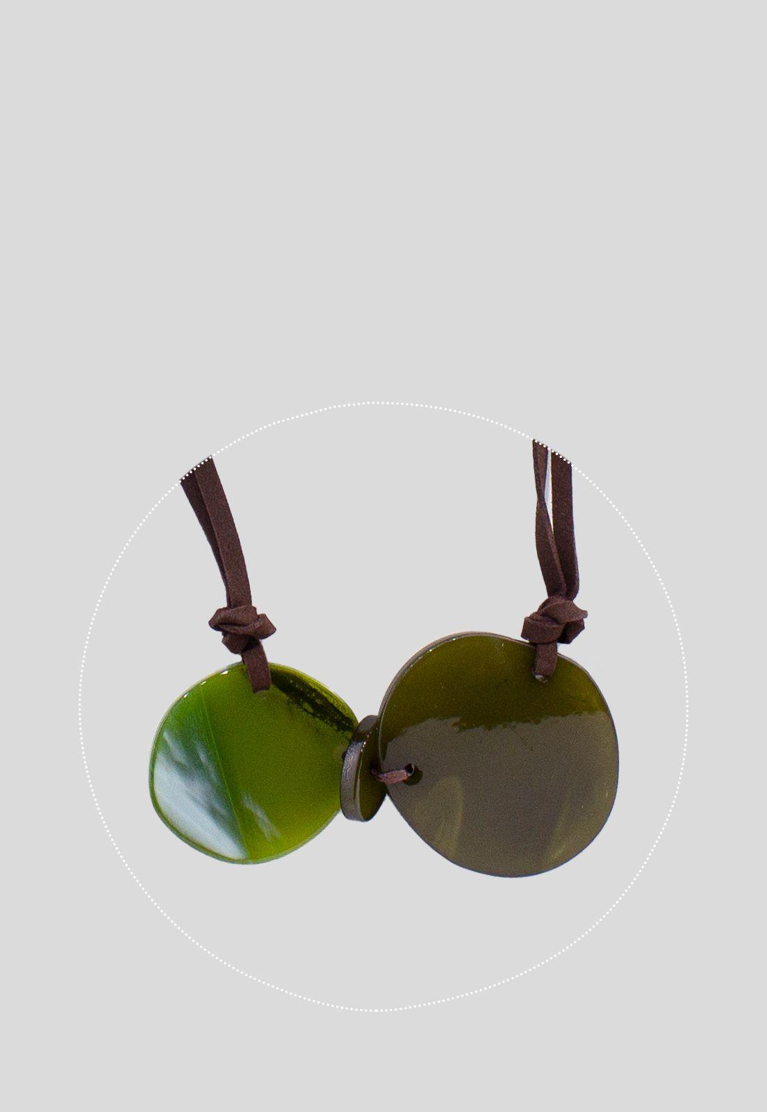 Collar Placa Simple Verde-2