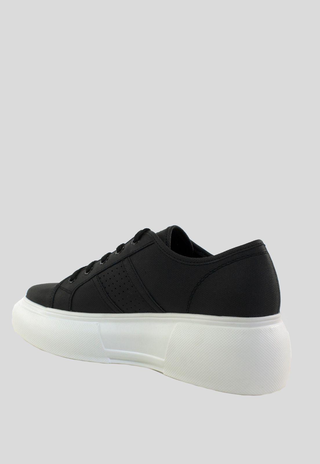 Zapatilla Alta Lisa Perforada Negro-2