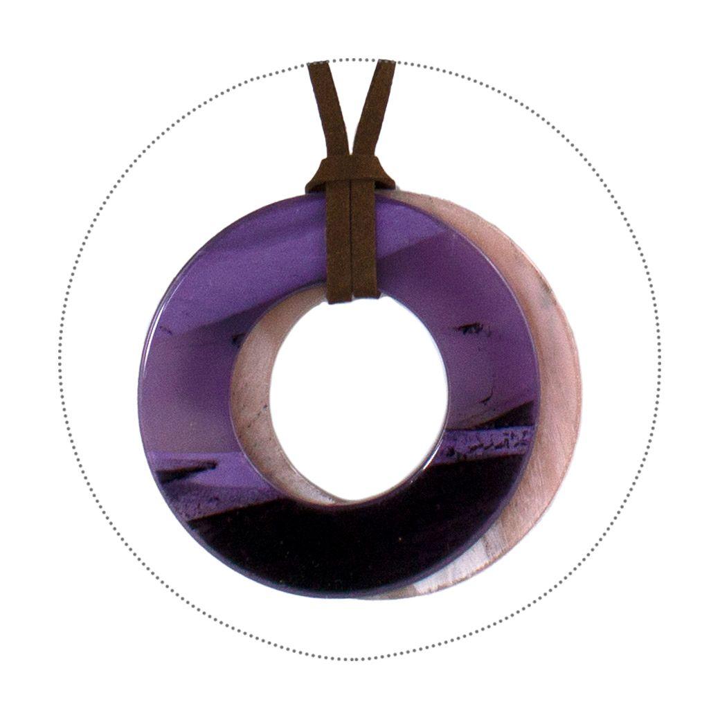 Collar Disco Acrilico Morado-2