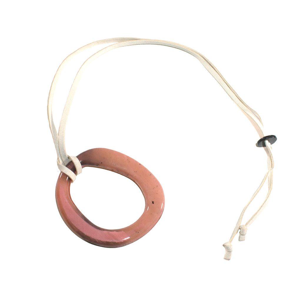 Collar Acrilico Circulo Irregular Beige-2