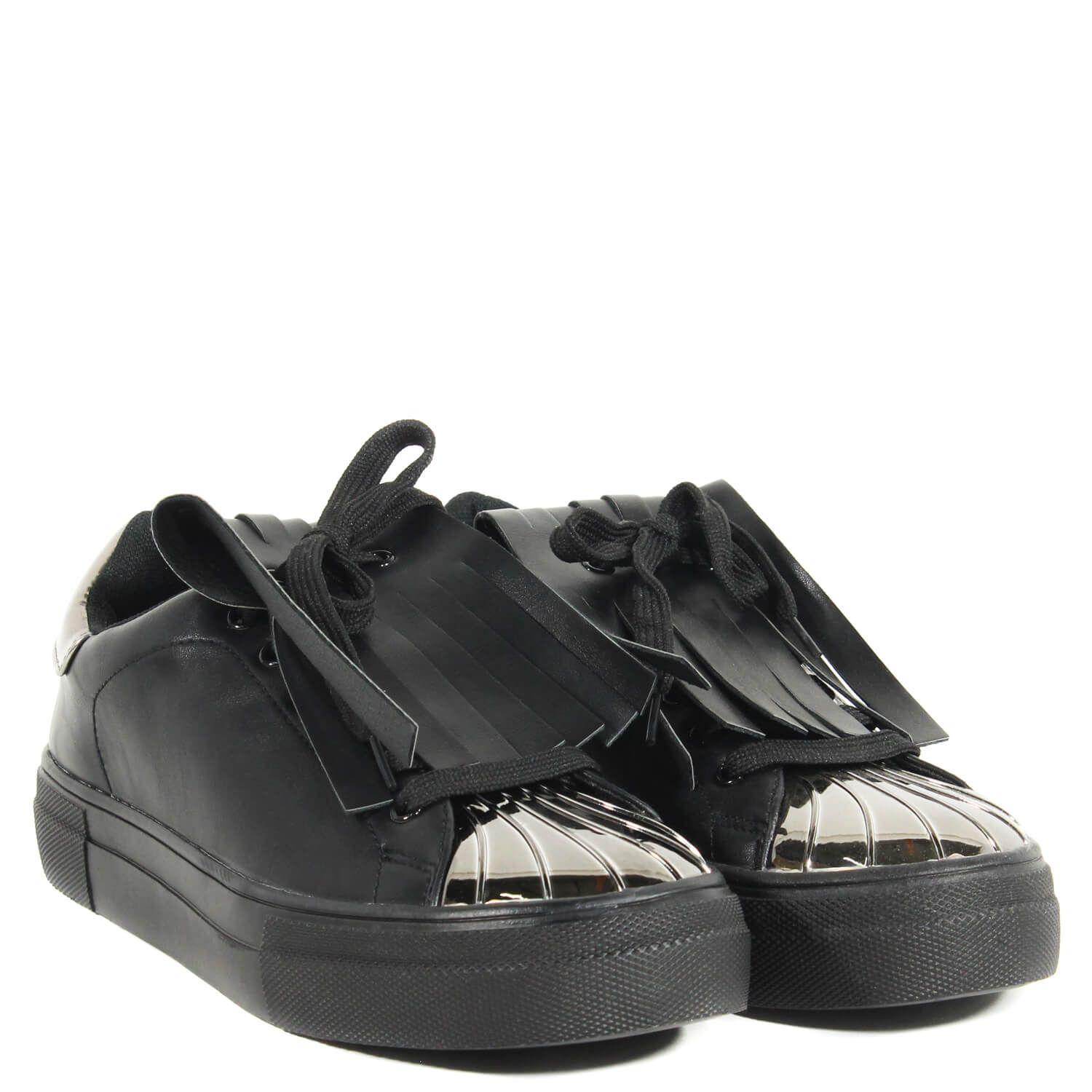 Zapatilla Franjas Punta Metal Negro-3