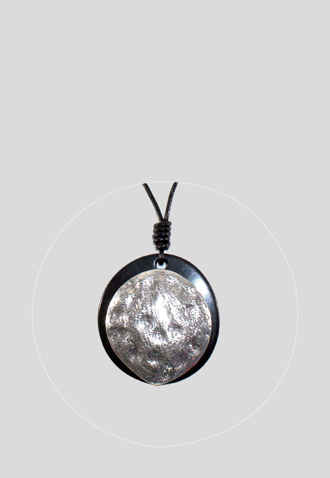 Collar Metal C/Placa Metal Negro-2