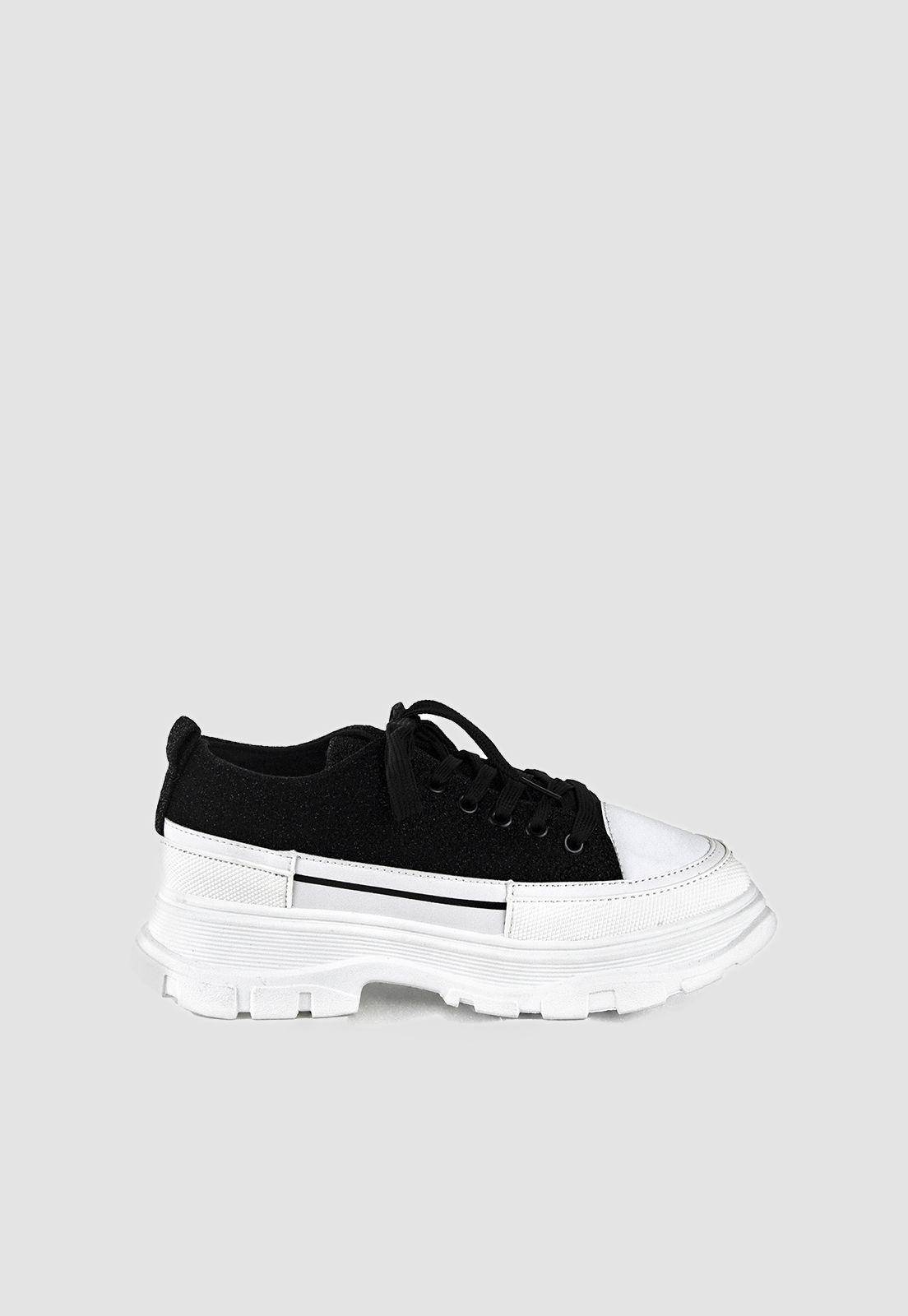 Zapatilla Con Plataforma Y Brillo Negro-0