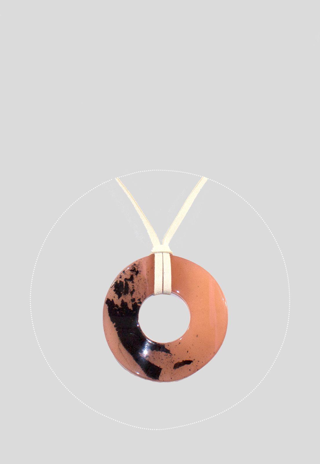 Collar Circulo Acrilico Camel-2