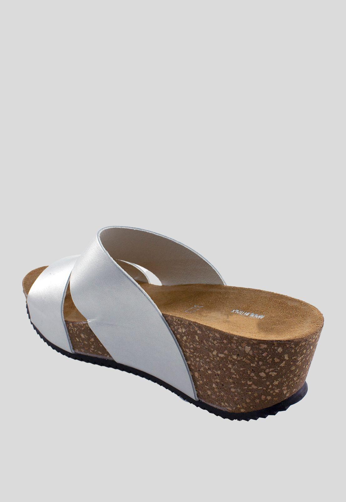 Sandalia Cuero Asimetrica Plata-2