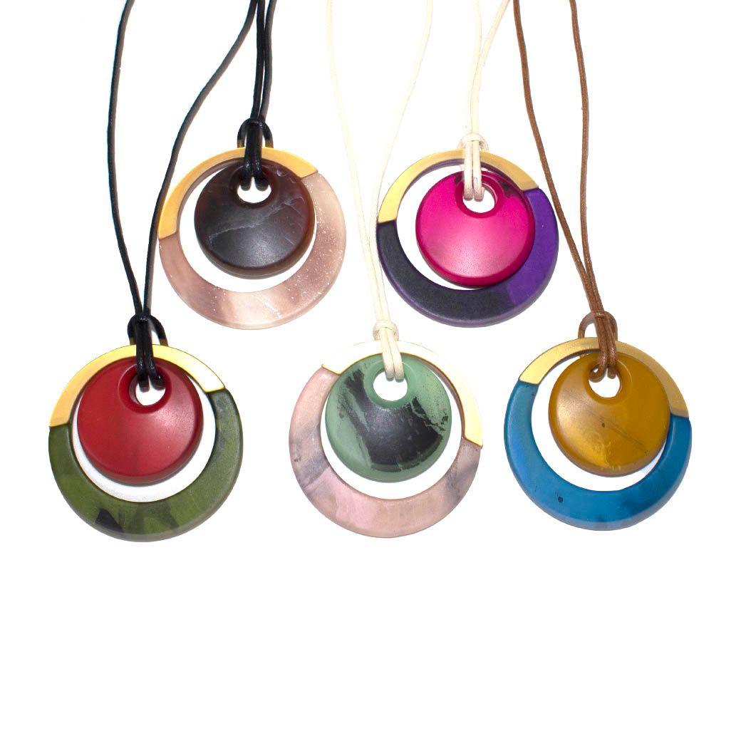 Collar Acrilico C/Metal Morado-3