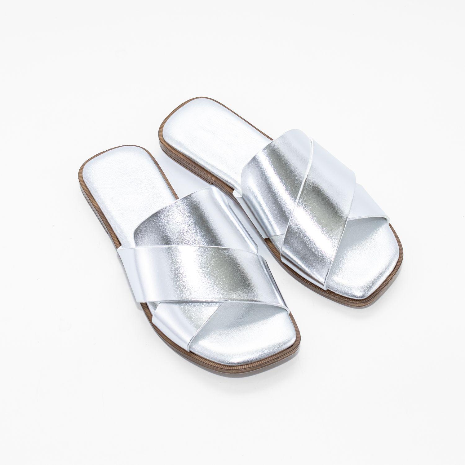 Sandalia cuero baja cruz metal Plata-4