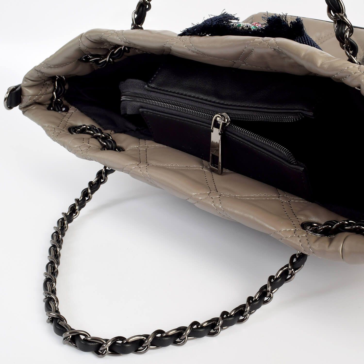 Cartera Acolchada Prendedor Gris-2