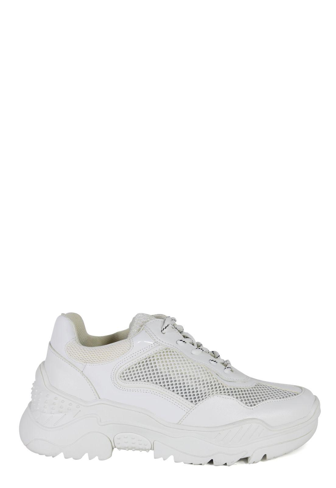 Zapatilla Perforacion Lateral Blanco-1