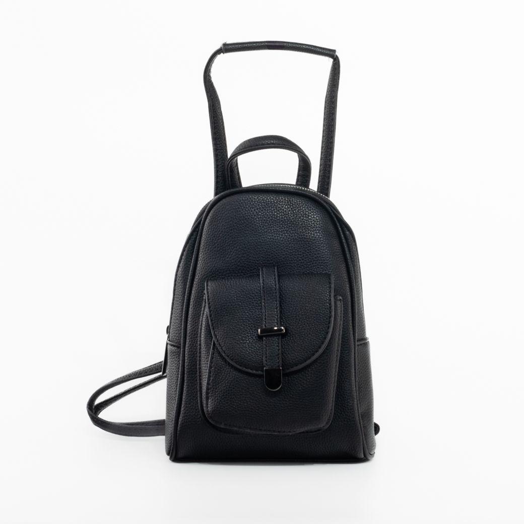Mochila c/ bolsillo y chapeta Negro-0