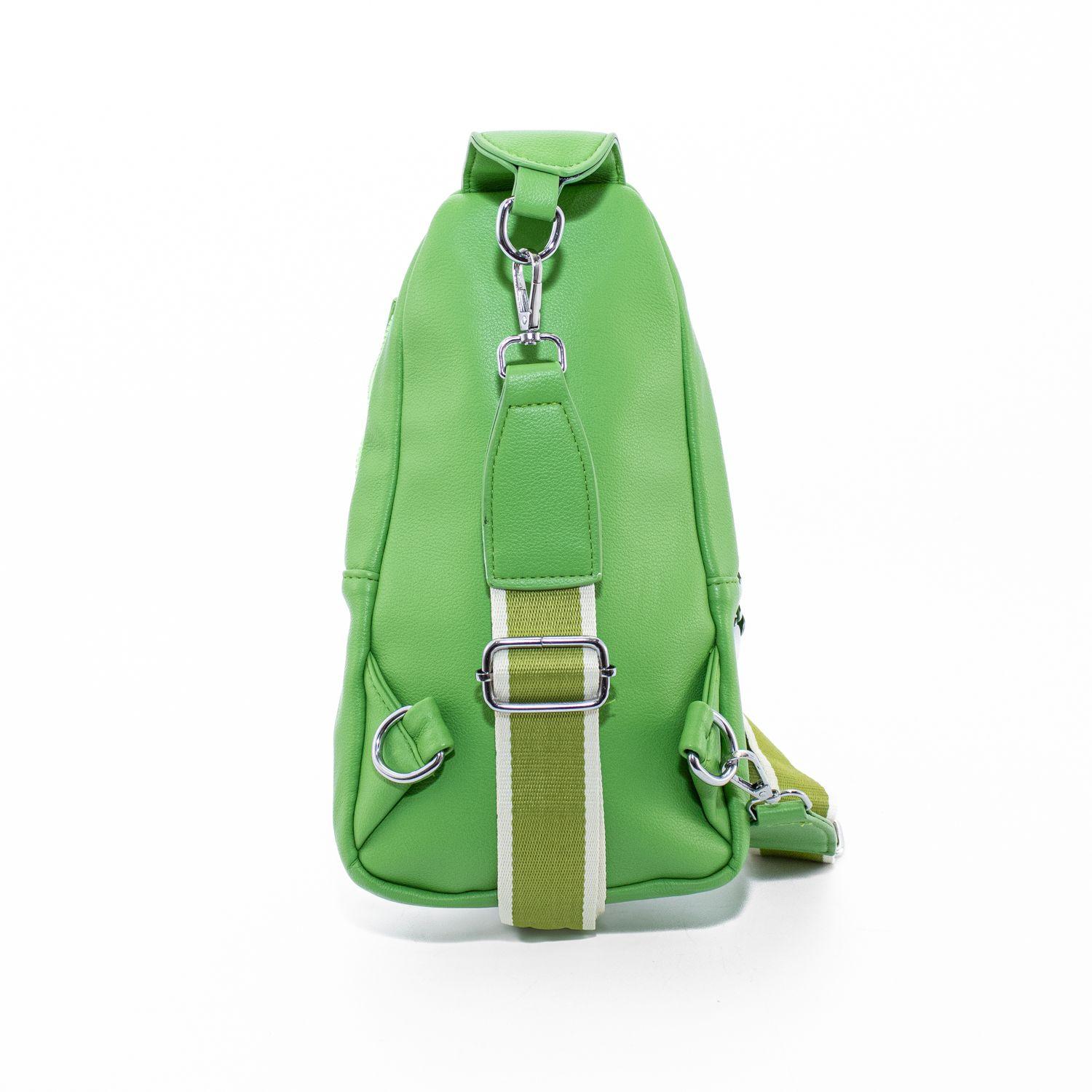 Mochila con Manilla y Tapa Lisa Verde Manzana-3