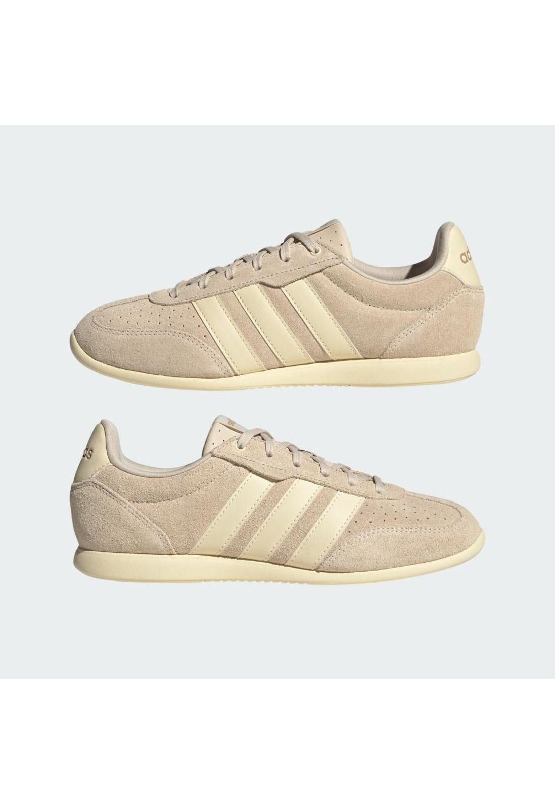 Zapatilla adidas Mujer BARREDA LO-6