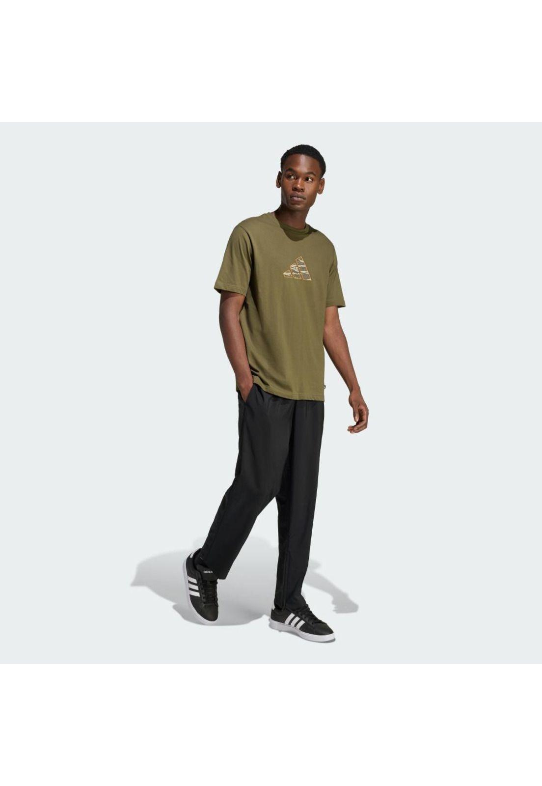 Polera adidas Hombre GRAPHIC CAMO EXPLORER ESTAMPADA-3