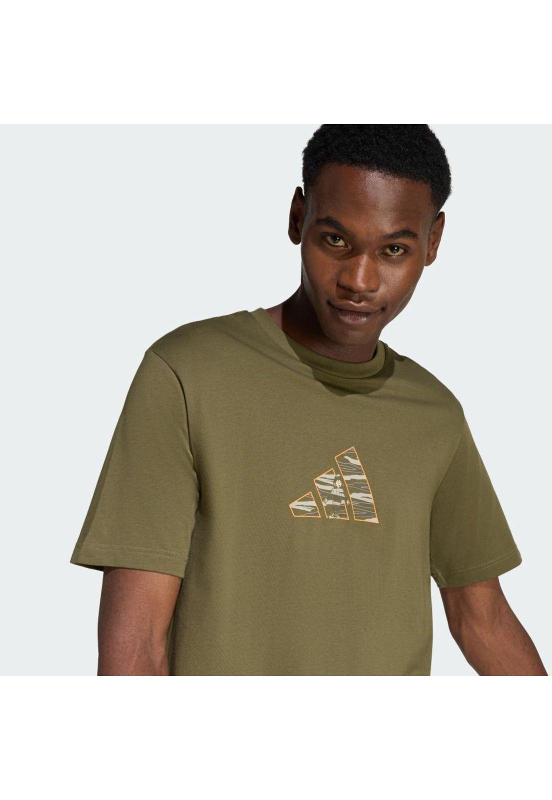 Polera adidas Hombre GRAPHIC CAMO EXPLORER ESTAMPADA-4