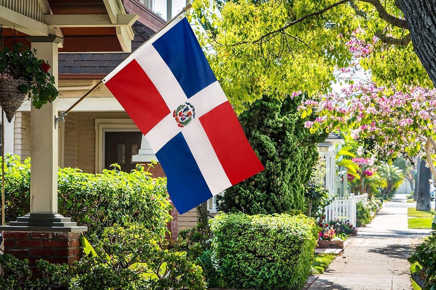Bandera República Dominicana 60x90 CM Estampada ojales metálicos-2