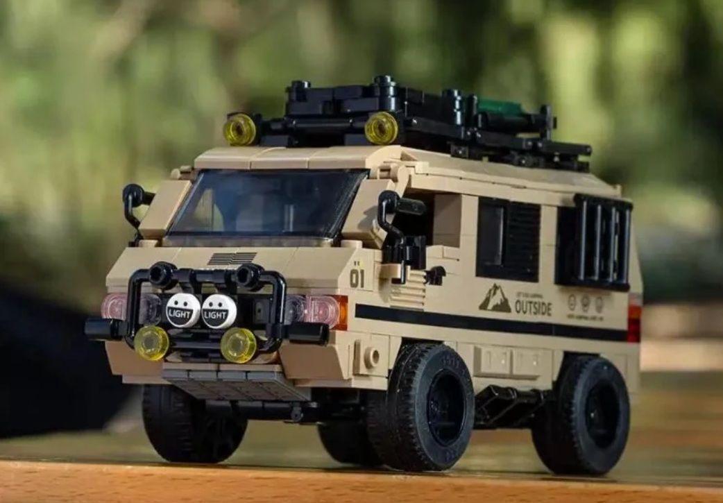 Jeep Auto Camper Van Mitsubishi Delica, compatible Lego-1