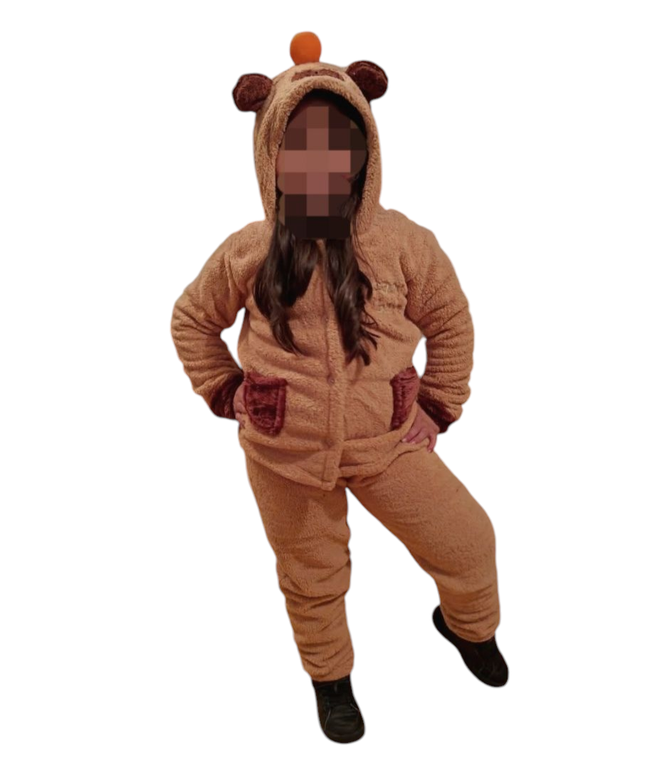 pijama con diseño capibara-2