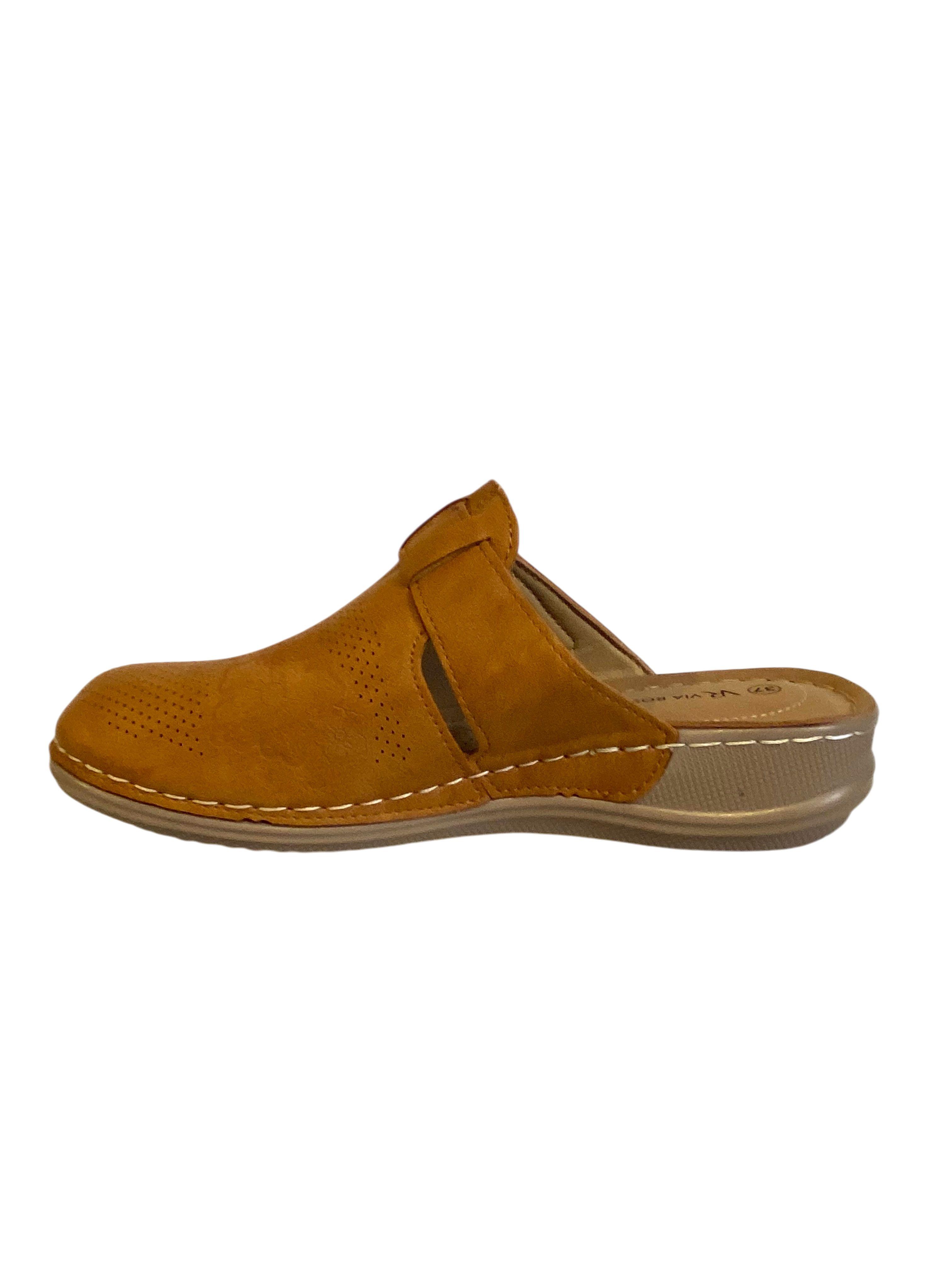 Zueco Beccari Camel Via Rosmini-3