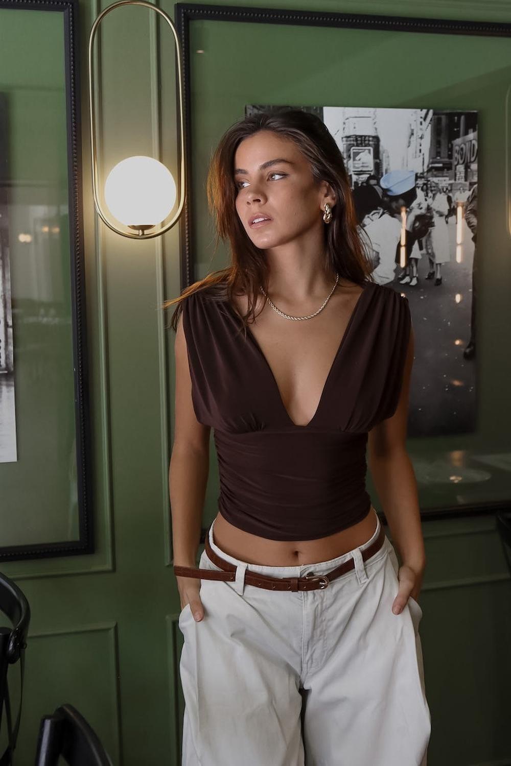 NICOLE TOP CAFÉ-2