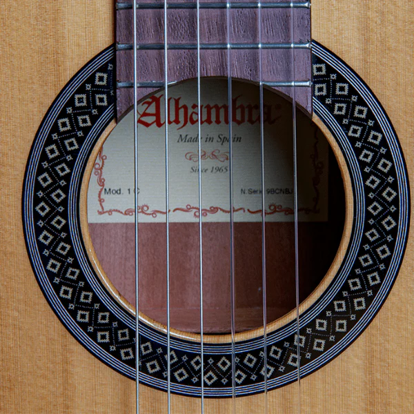 Guitarra Clásica 1C Ht+Funda 4/4 10 Mm Alhambra-2