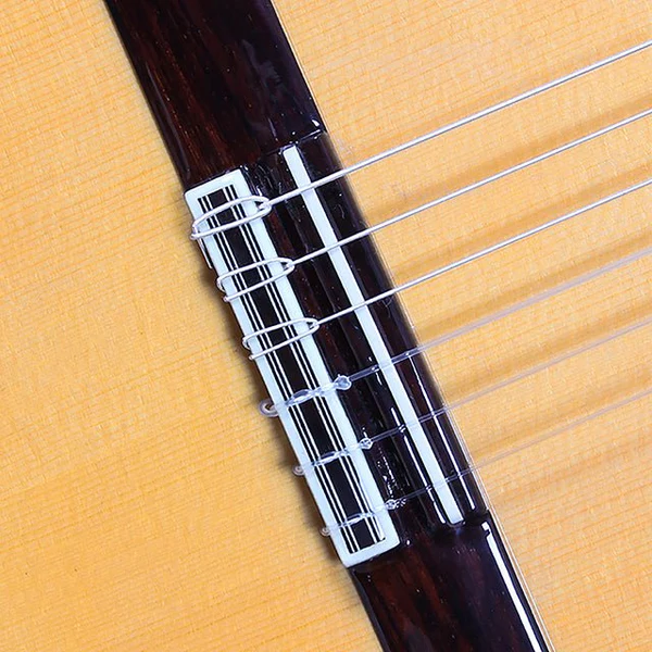 Guitarra Clásica 5F C/Golpeador+Funda 4/4 25 Mm Alhambra-5