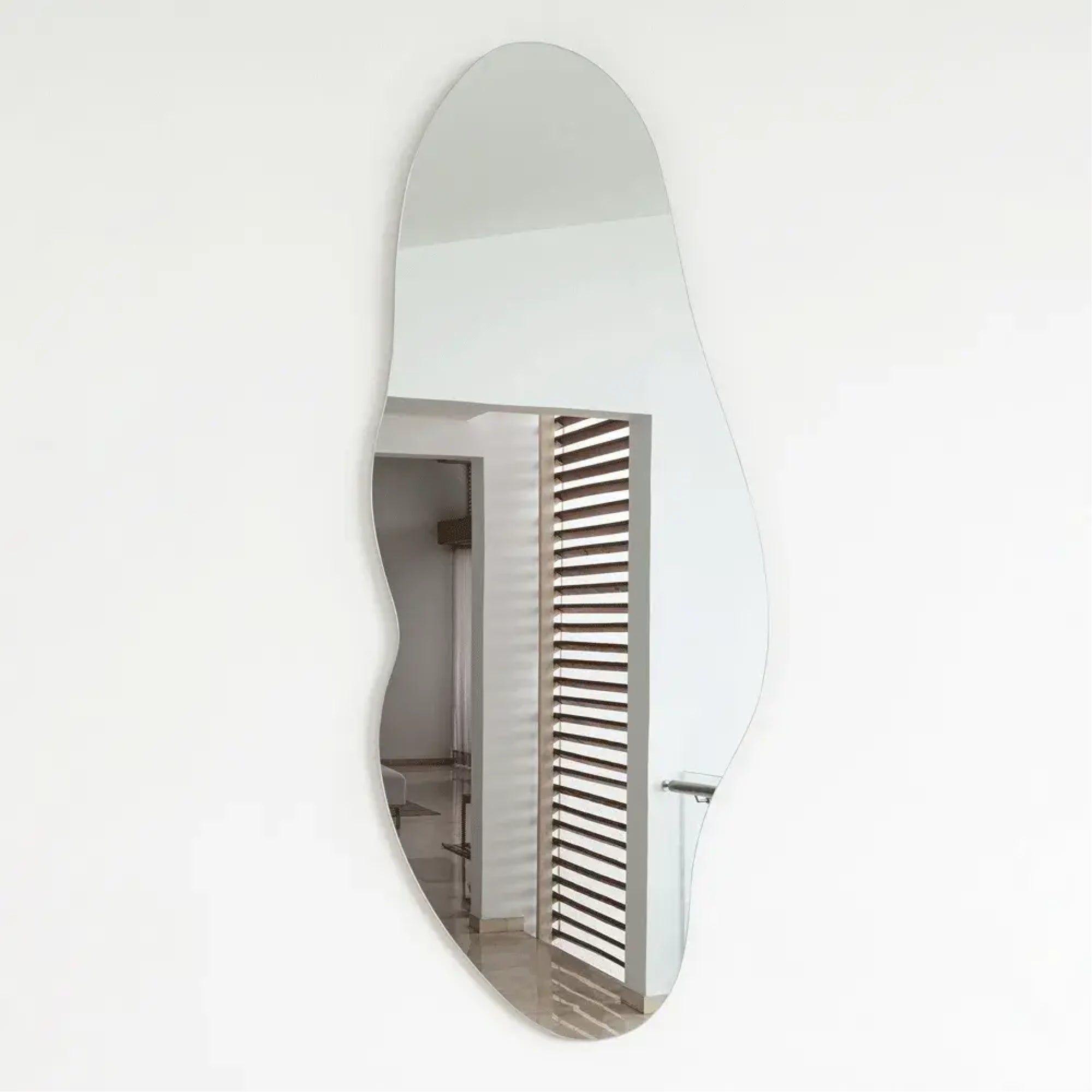 Espejo Con Forma Irregular 150X65X1,9 Cm Fm-020-2