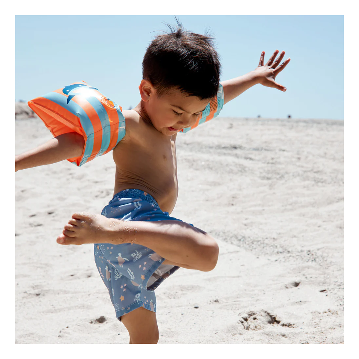 Alitas Flotador Tiburón Swim Essentials-3