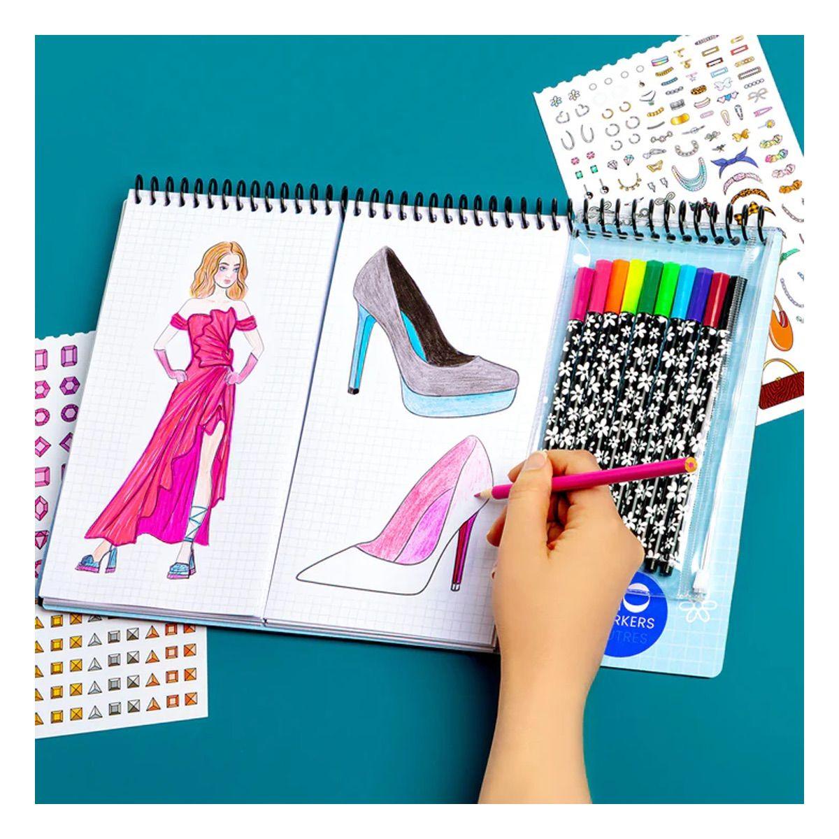 Portafolio Diseños de Moda con Lápices-3