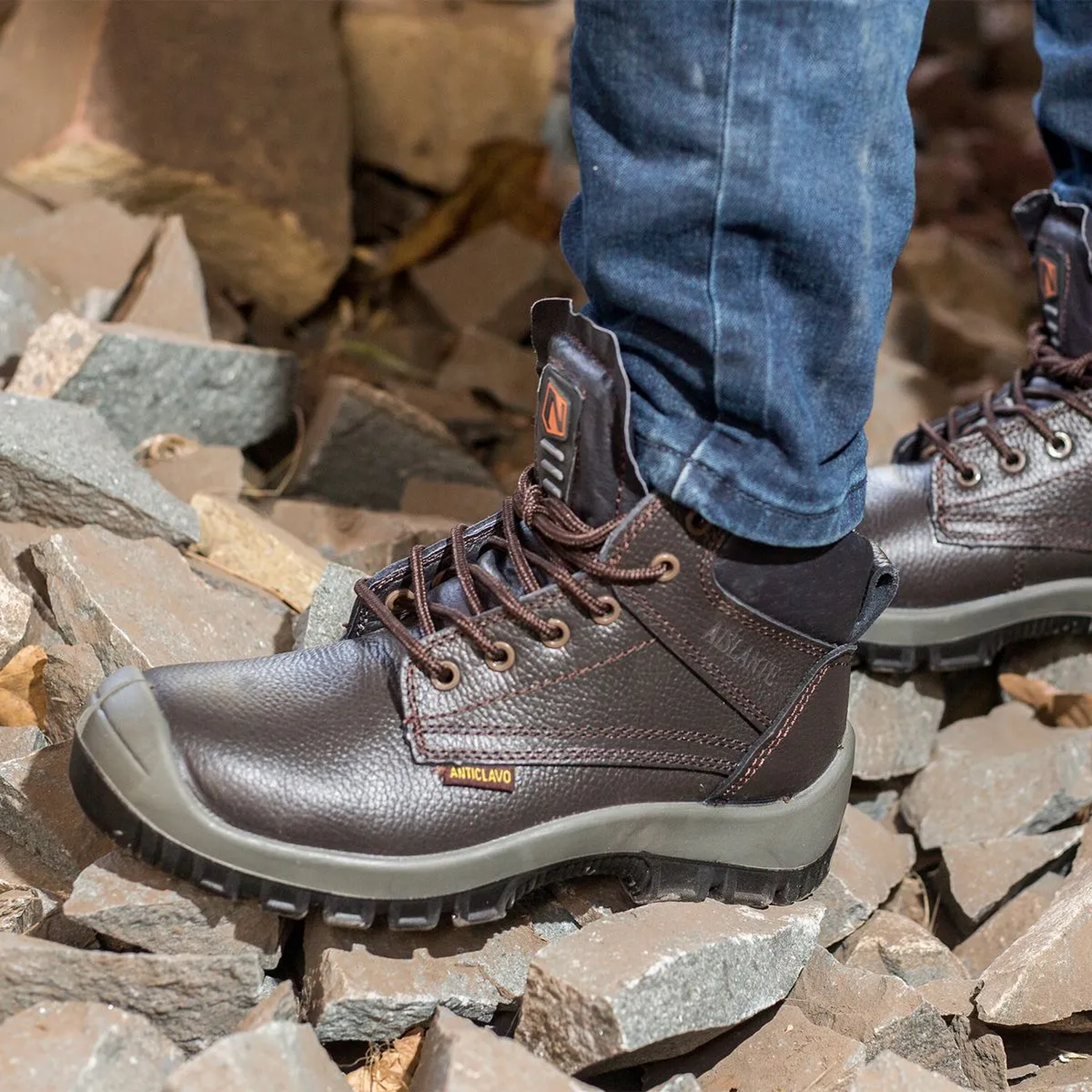 Botín de Seguridad Multifaena NG-570-4