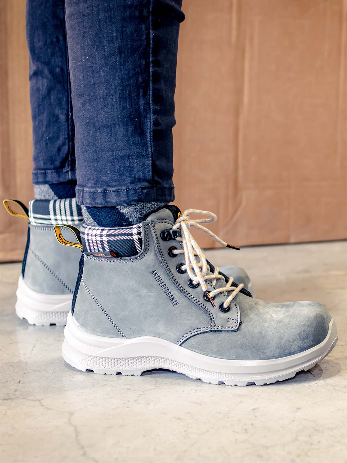 Botín de seguridad Bari CT-5