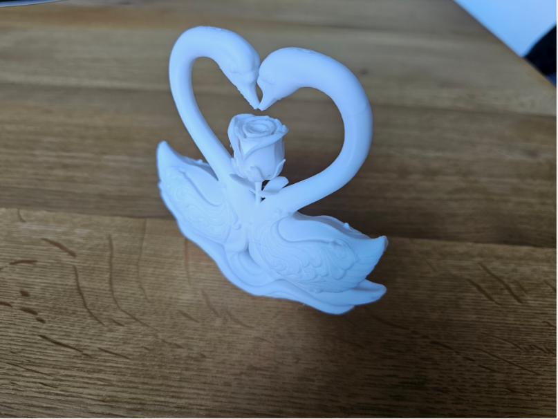 Escultura de Cisne & Rosa para San Valentín -3