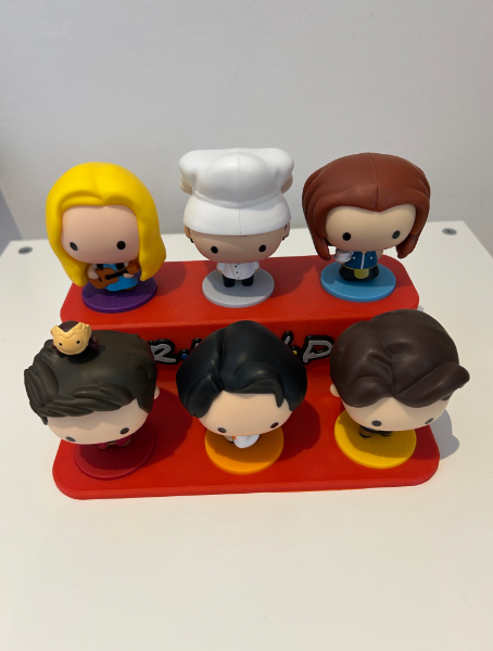 Podio para figuras de McDonalds Friends-2