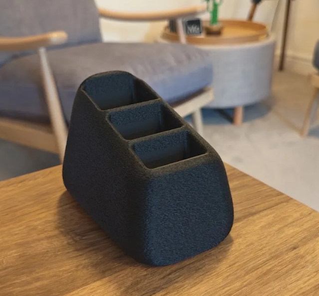  Soporte Minimalista para Controles Remotos -1