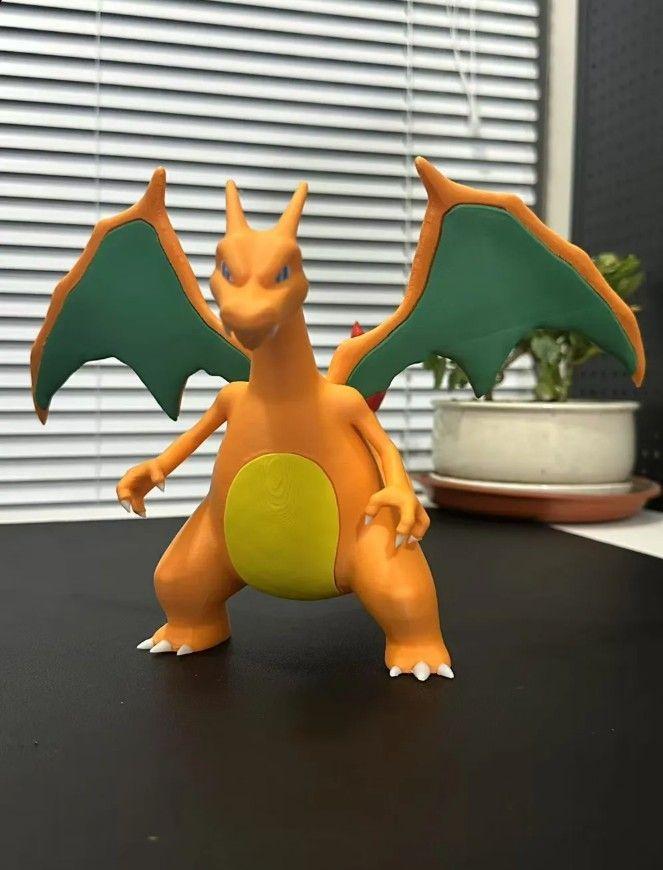 Figura Pokemon Charizard-3